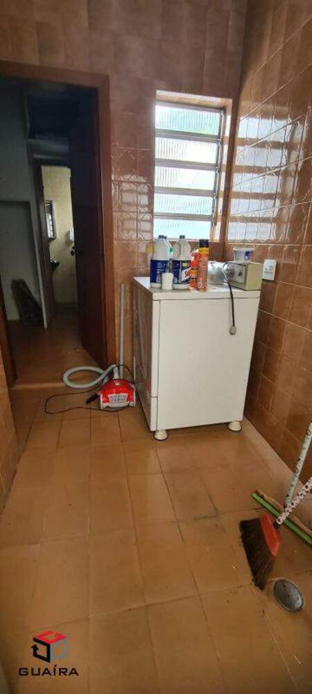 Casa para alugar com 3 quartos, 329m² - Foto 9