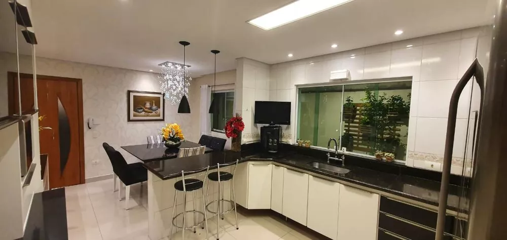 Sobrado à venda com 3 quartos, 160m² - Foto 4