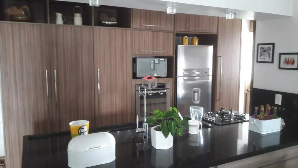 Apartamento à venda com 2 quartos, 104m² - Foto 1