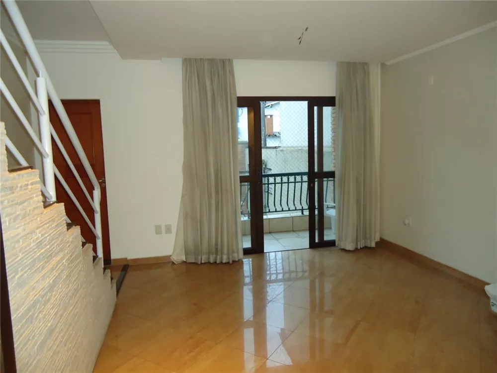 Apartamento à venda com 3 quartos, 120m² - Foto 2