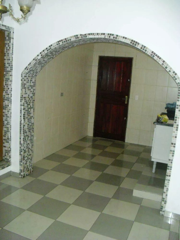 Sobrado à venda com 3 quartos, 201m² - Foto 8