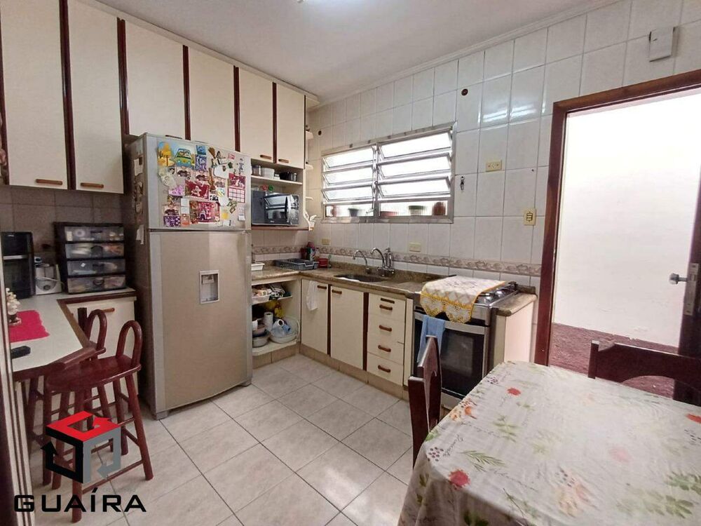 Casa à venda com 5 quartos, 188m² - Foto 13