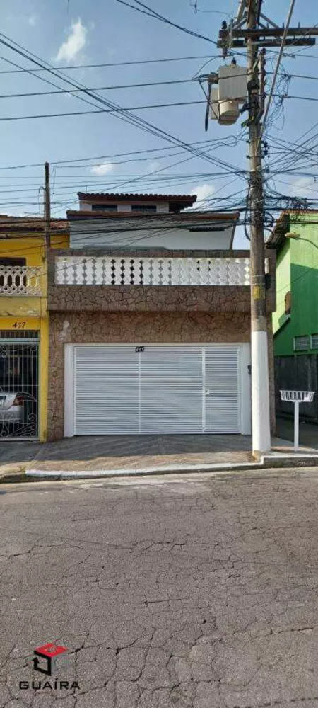 Sobrado à venda com 3 quartos, 234m² - Foto 1