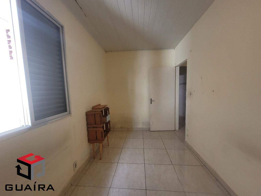 Casa para alugar com 2 quartos, 80m² - Foto 4
