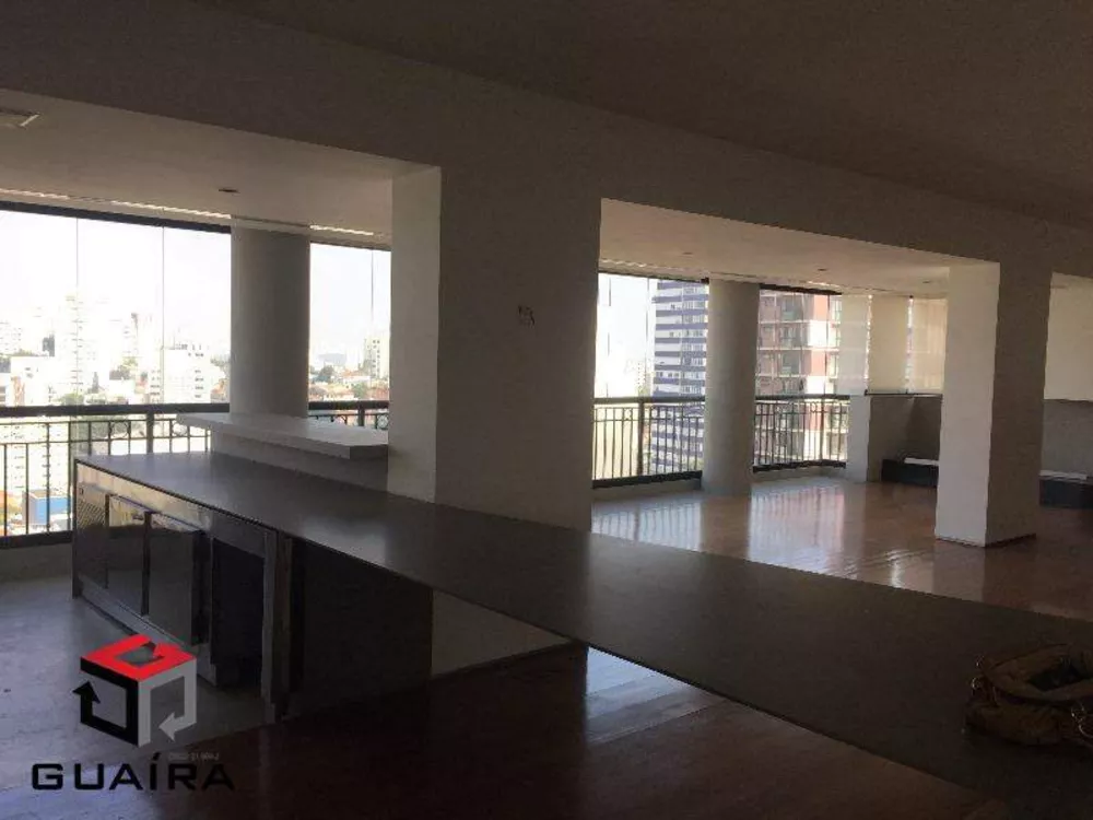 Apartamento à venda com 3 quartos, 215m² - Foto 2