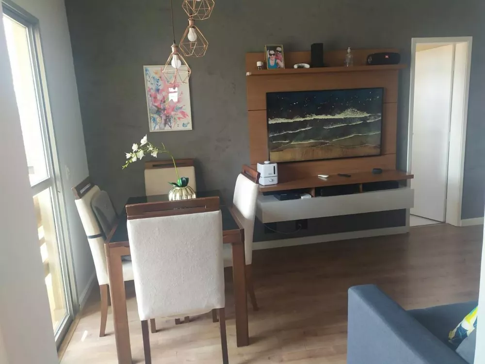 Apartamento à venda com 2 quartos, 65m² - Foto 2