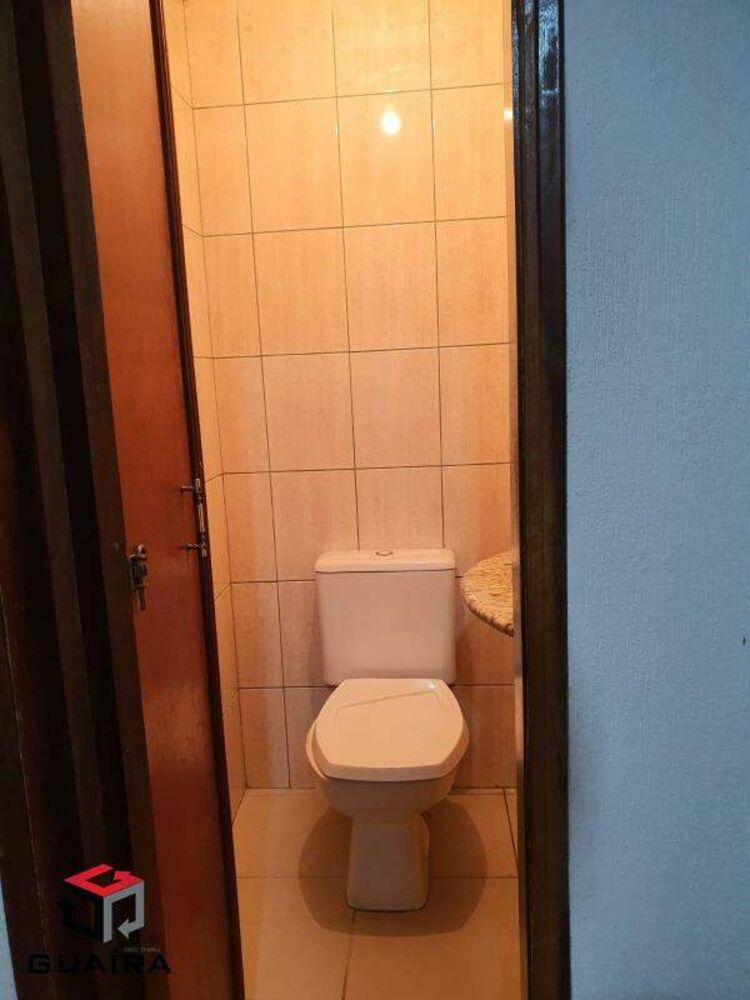 Sobrado à venda com 3 quartos, 200m² - Foto 12