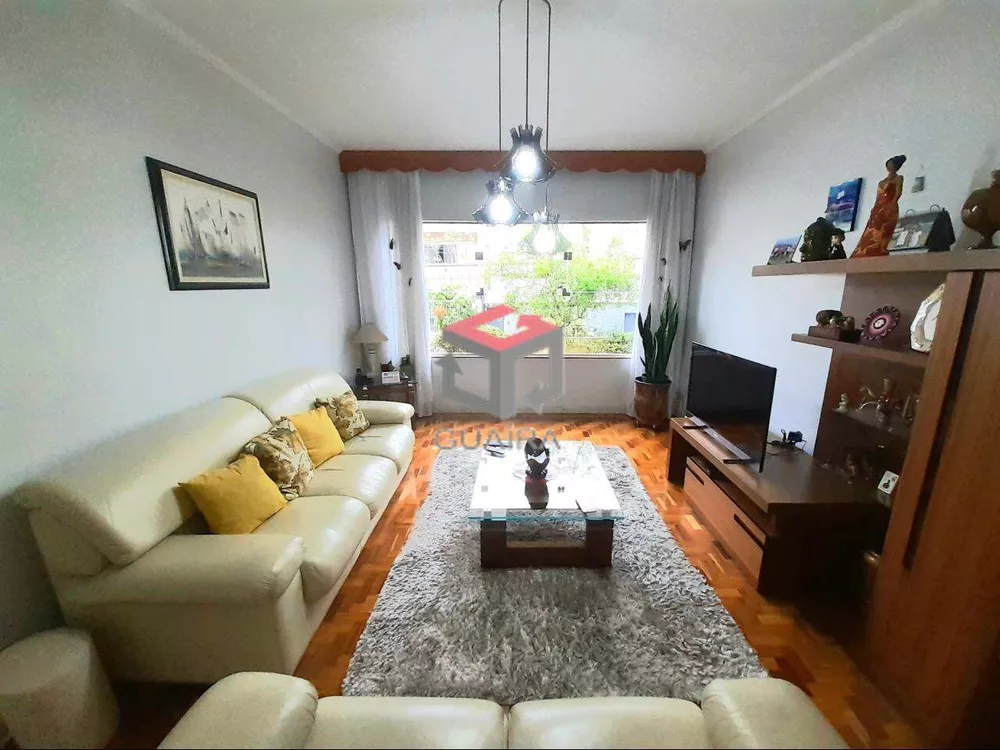 Casa à venda com 3 quartos, 145m² - Foto 1