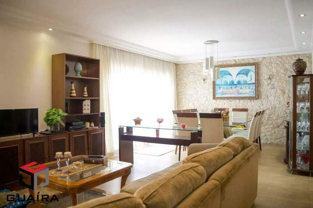 Sobrado à venda com 3 quartos, 240m² - Foto 1