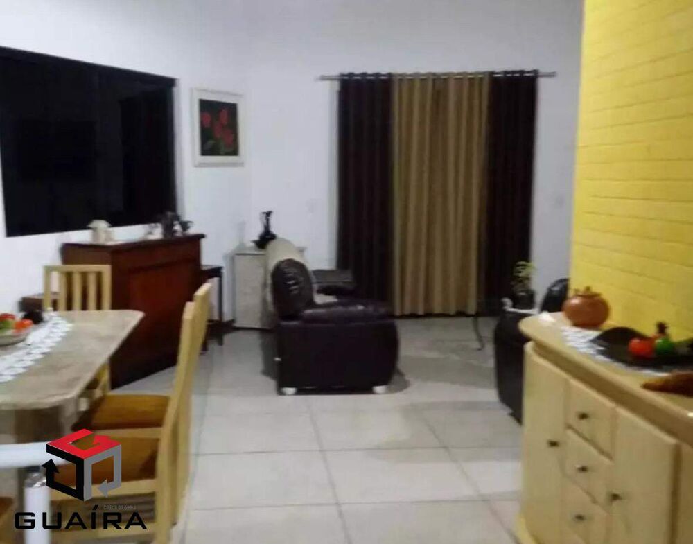 Casa à venda com 3 quartos, 300m² - Foto 1