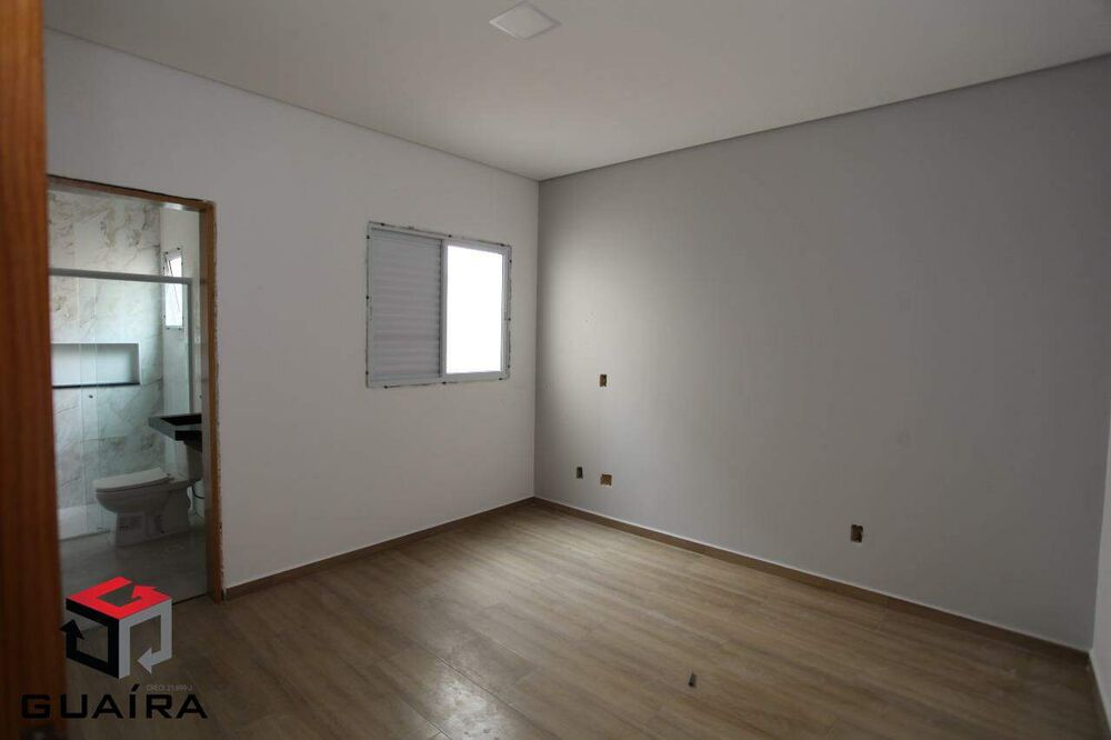 Sobrado à venda com 3 quartos, 180m² - Foto 3