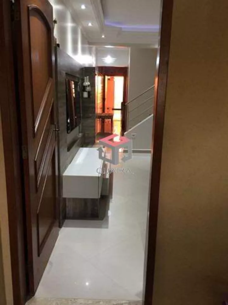 Sobrado à venda com 2 quartos, 135m² - Foto 2