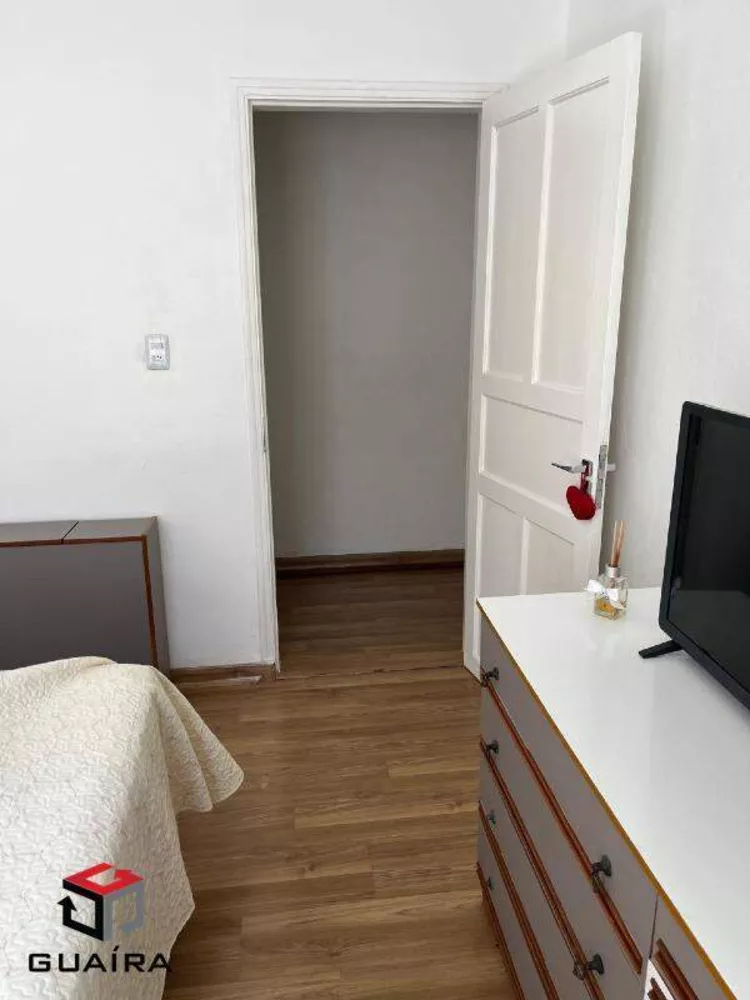 Casa à venda com 2 quartos, 117m² - Foto 1