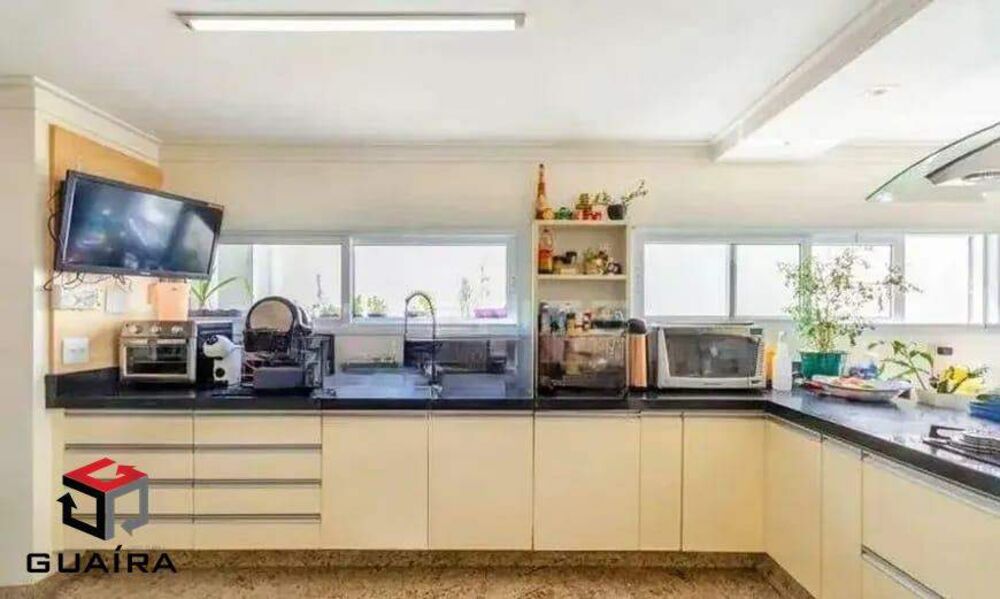 Sobrado para alugar com 3 quartos, 380m² - Foto 6