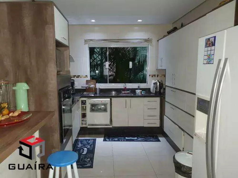 Sobrado à venda com 3 quartos, 225m² - Foto 6