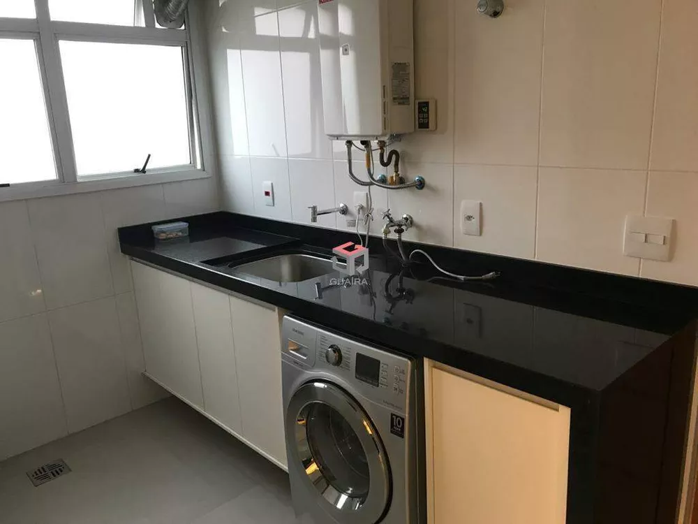 Apartamento à venda com 3 quartos, 145m² - Foto 2