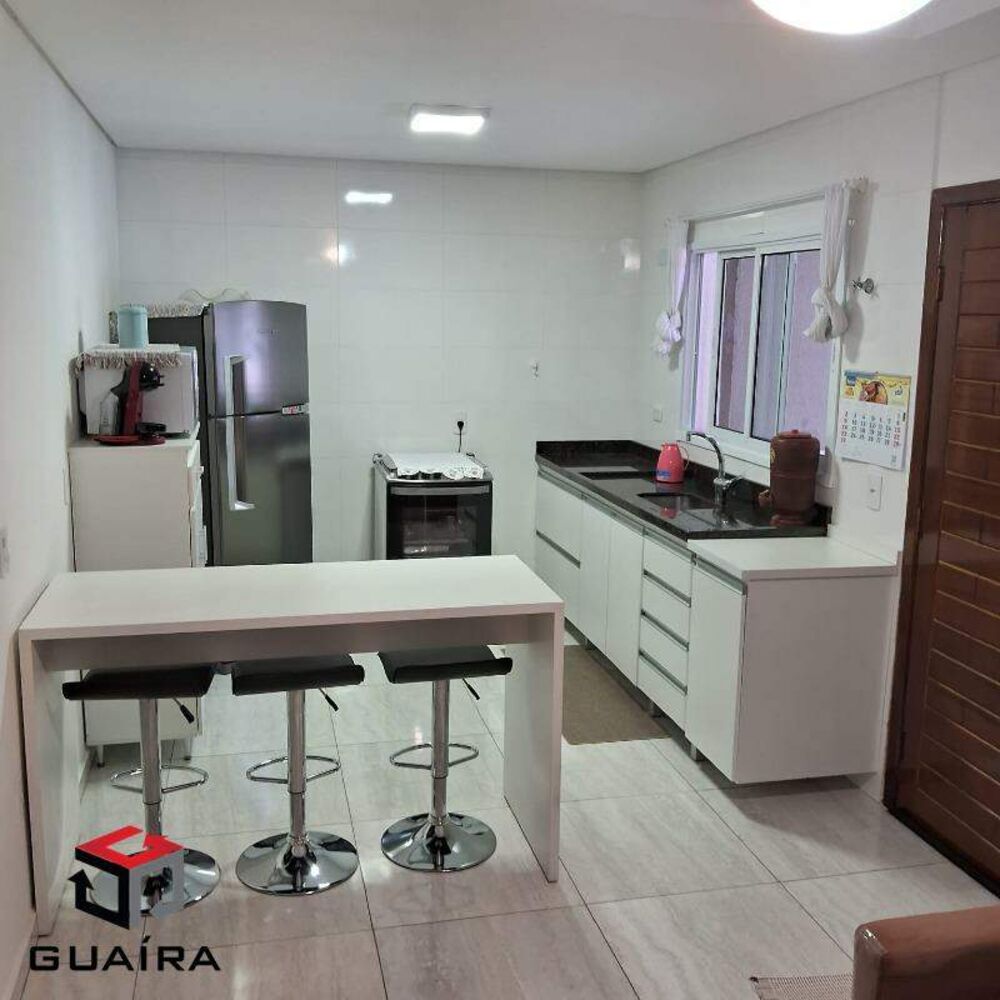 Sobrado à venda com 2 quartos, 117m² - Foto 1