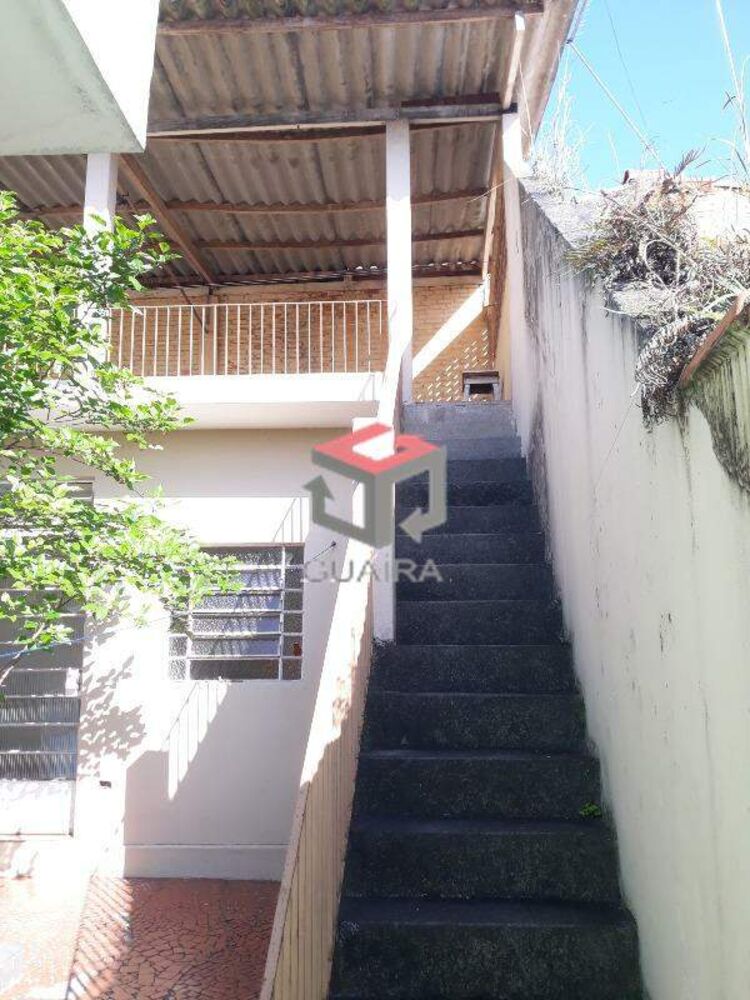 Casa para alugar com 5 quartos, 224m² - Foto 2