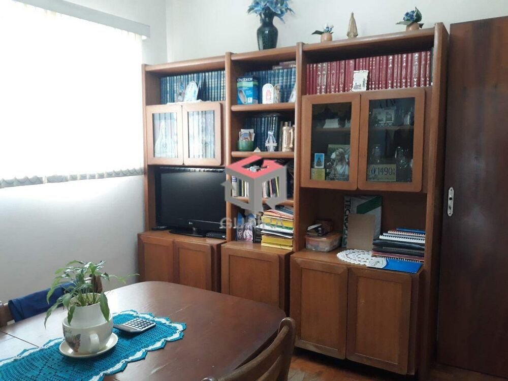 Casa para alugar com 5 quartos, 224m² - Foto 4