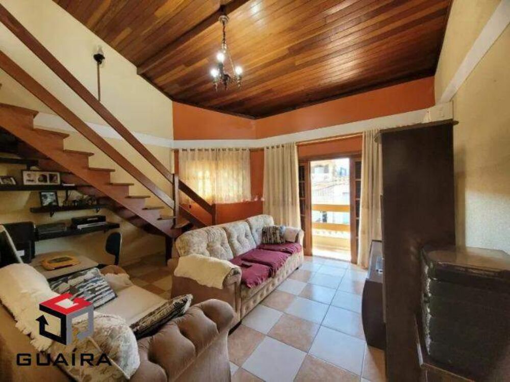 Sobrado à venda com 2 quartos, 544m² - Foto 1