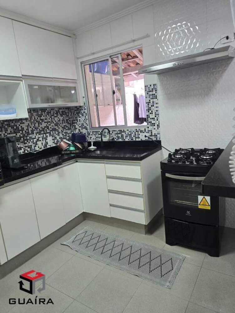 Sobrado à venda com 3 quartos, 120m² - Foto 2