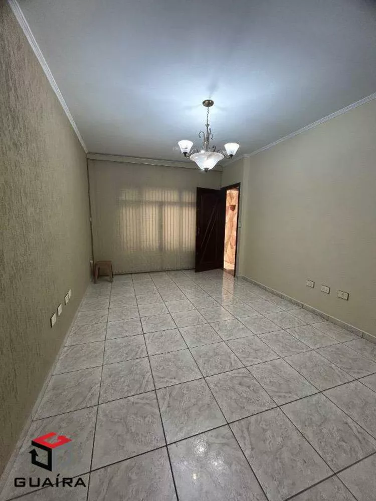 Sobrado à venda com 3 quartos, 147m² - Foto 1