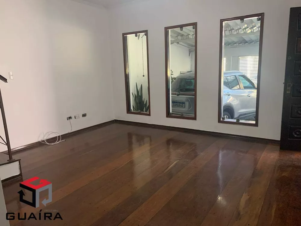 Sobrado à venda com 4 quartos, 225m² - Foto 2