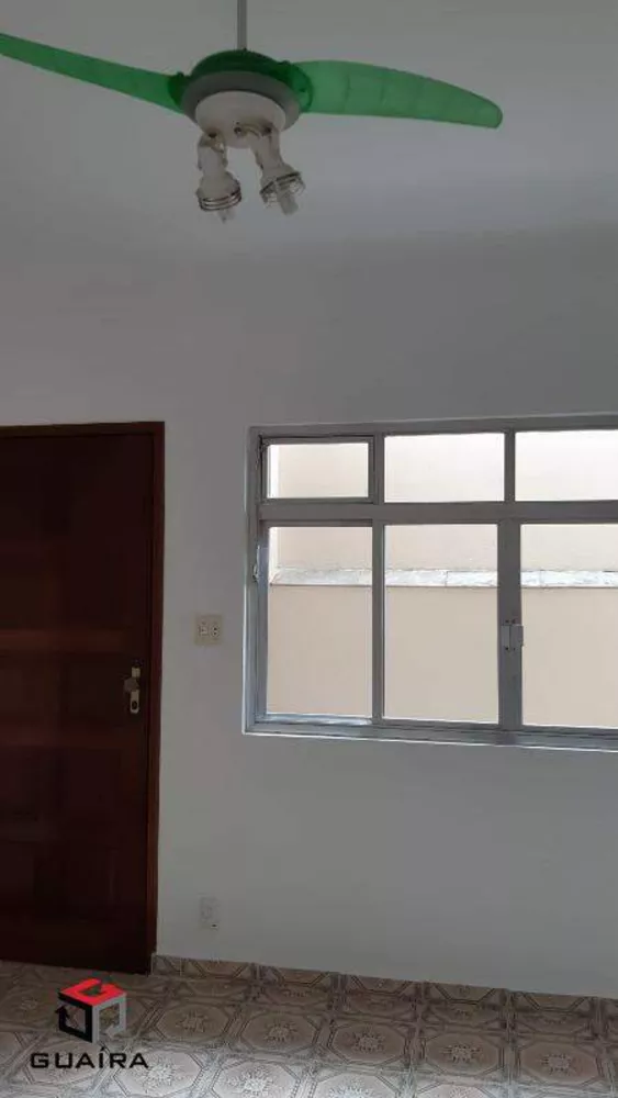 Casa à venda com 3 quartos, 185m² - Foto 2