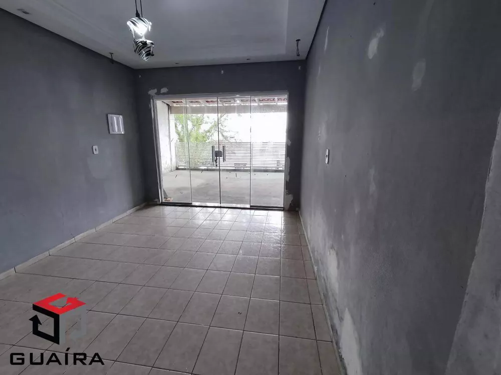 Sobrado à venda com 3 quartos, 180m² - Foto 1