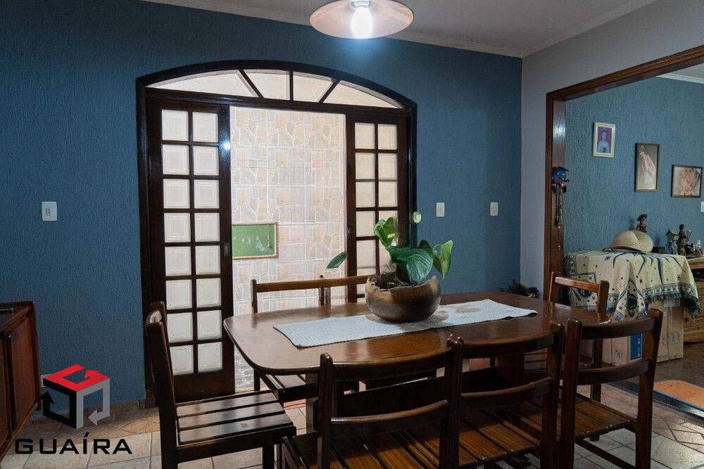 Sobrado à venda com 3 quartos, 198m² - Foto 4