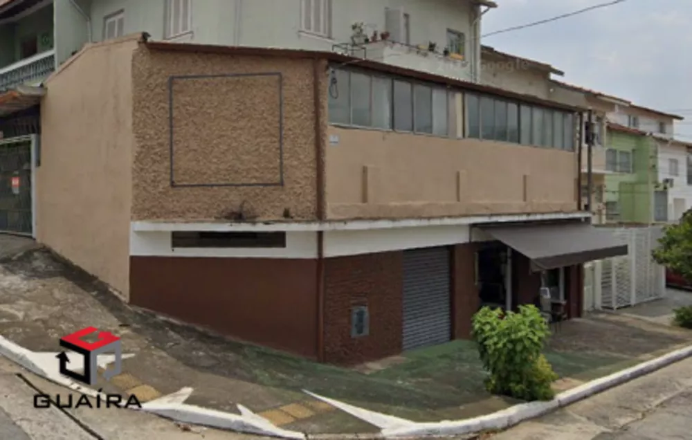 Sobrado à venda com 3 quartos, 300m² - Foto 1