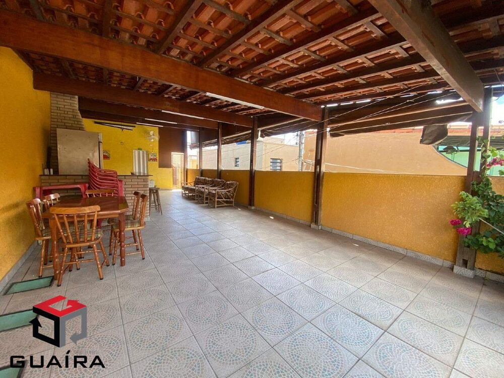 Casa à venda com 2 quartos, 166m² - Foto 2