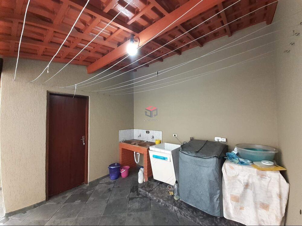 Sobrado à venda com 3 quartos, 292m² - Foto 4