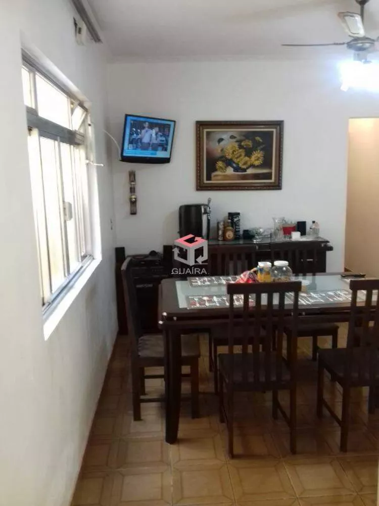 Sobrado à venda com 4 quartos, 176m² - Foto 1