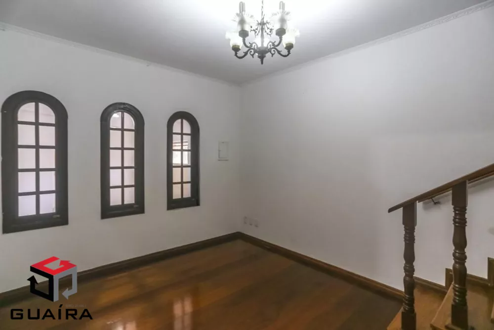 Sobrado à venda com 3 quartos, 183m² - Foto 1