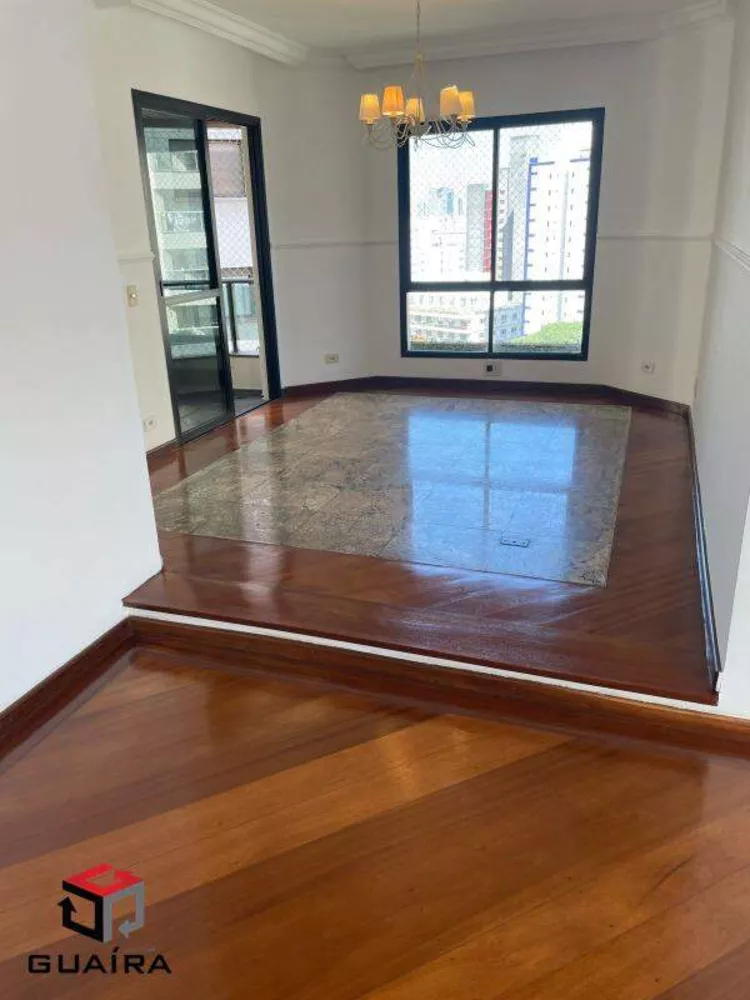 Apartamento à venda com 3 quartos, 221m² - Foto 3