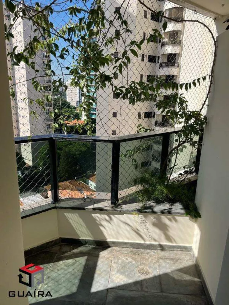 Apartamento à venda com 3 quartos, 221m² - Foto 4