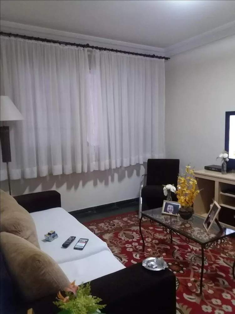 Casa à venda com 3 quartos, 115m² - Foto 1