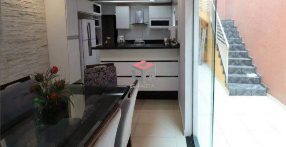 Sobrado à venda com 3 quartos, 201m² - Foto 4