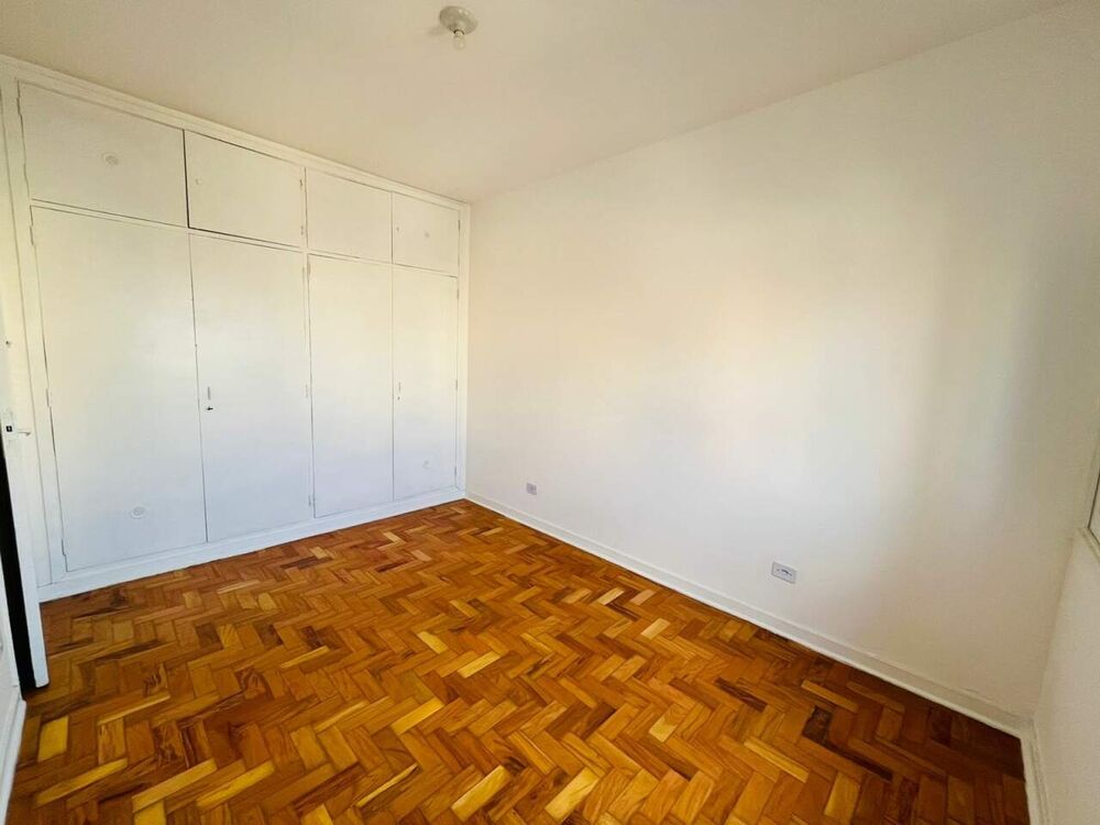 Apartamento à venda com 2 quartos, 72m² - Foto 11