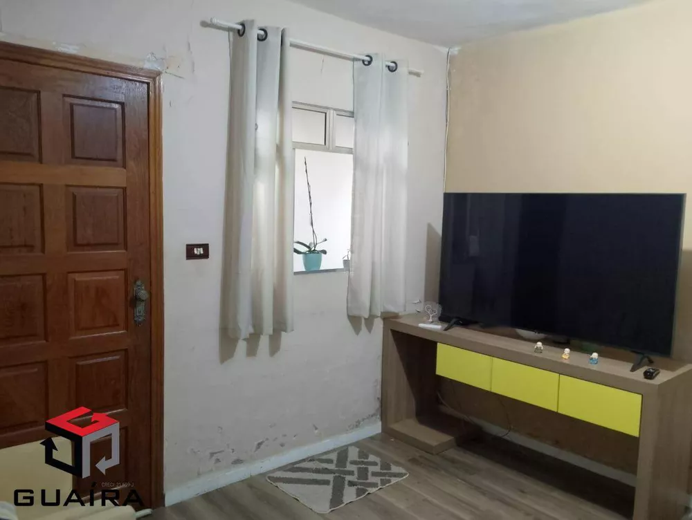 Casa à venda com 3 quartos, 134m² - Foto 1