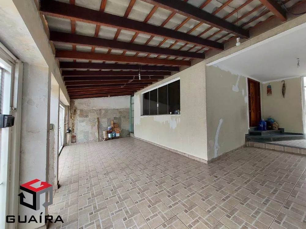 Casa à venda com 3 quartos, 250m² - Foto 3