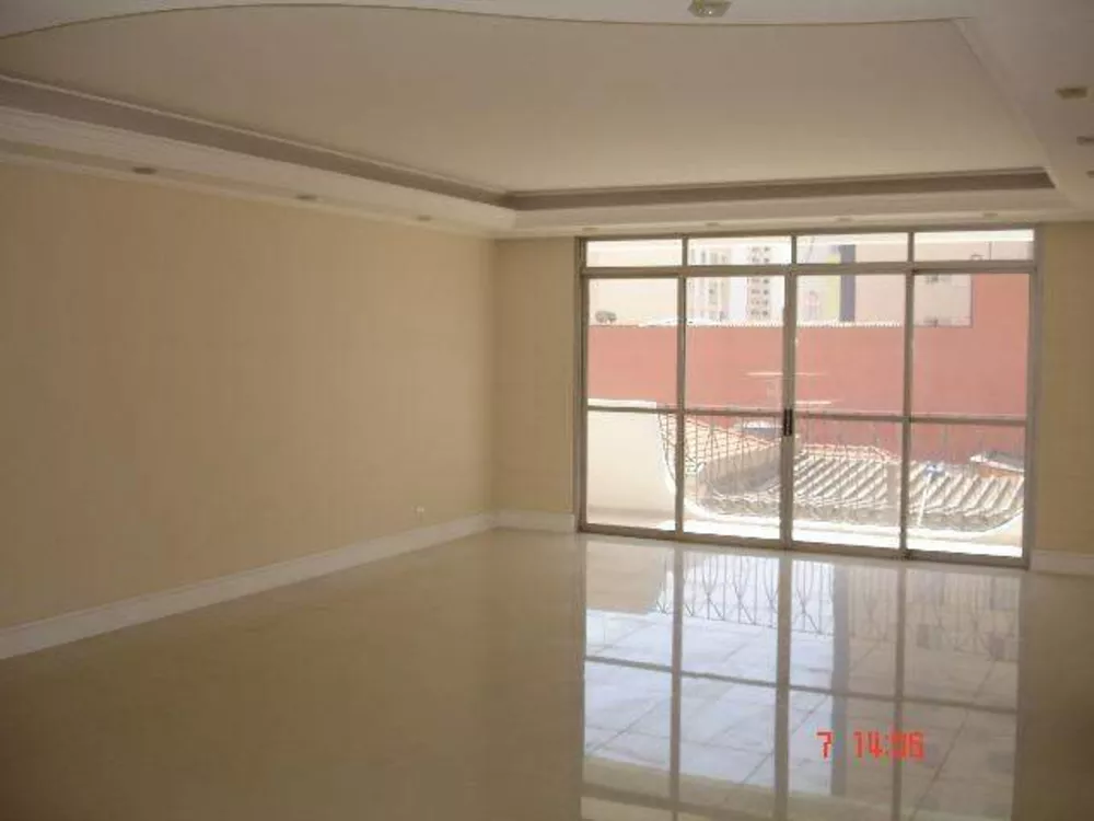 Apartamento à venda com 3 quartos, 204m² - Foto 3