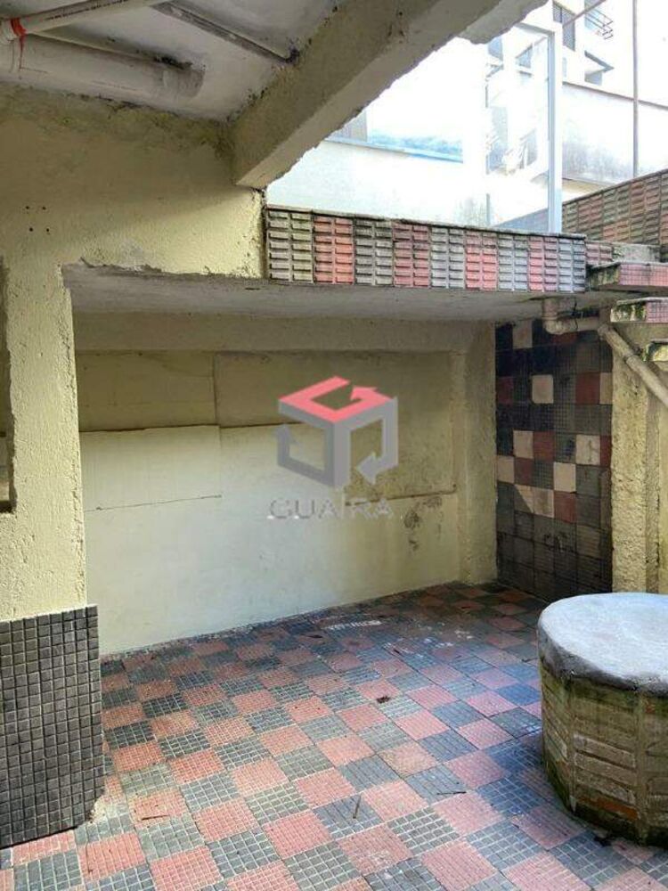 Sobrado para alugar com 6 quartos, 254m² - Foto 4