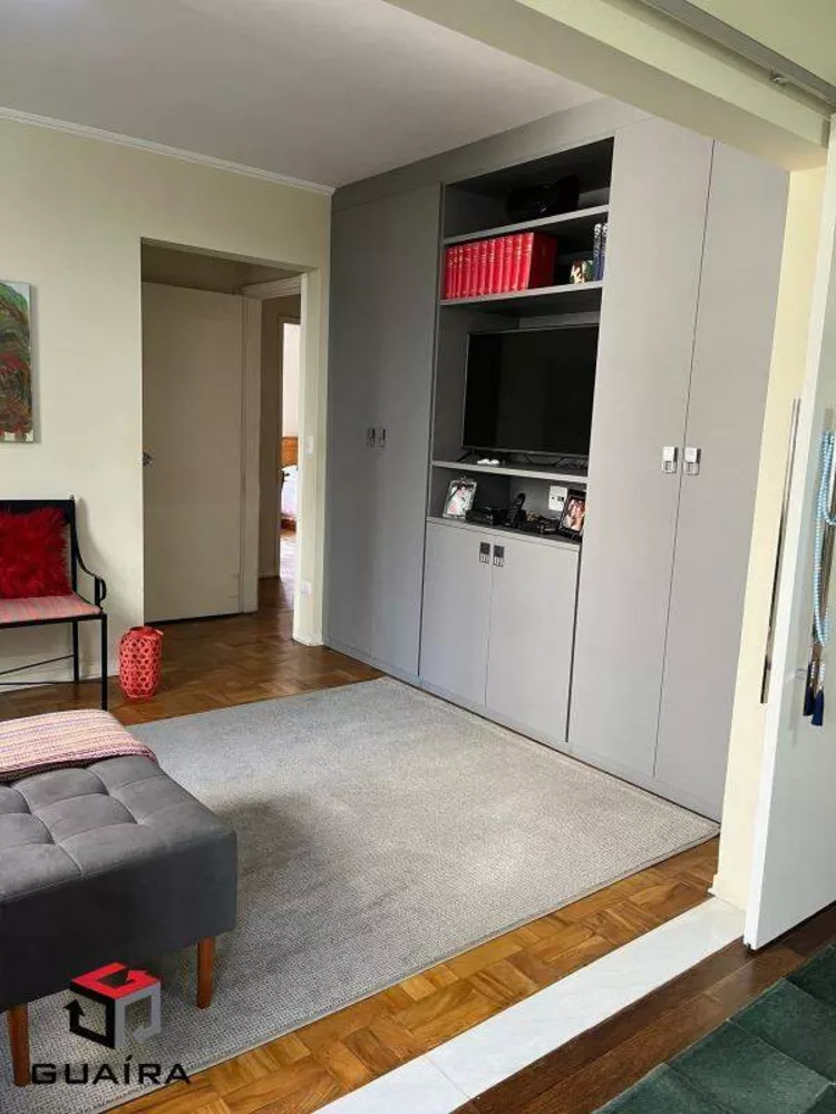 Apartamento à venda com 3 quartos, 140m² - Foto 2