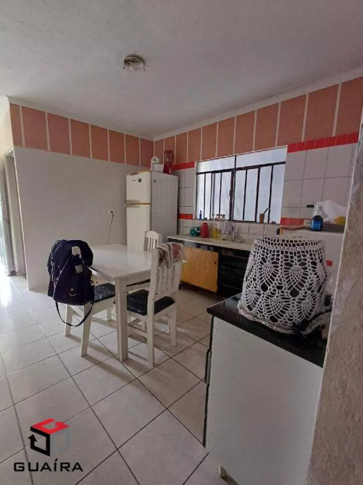 Casa à venda com 4 quartos, 220m² - Foto 4