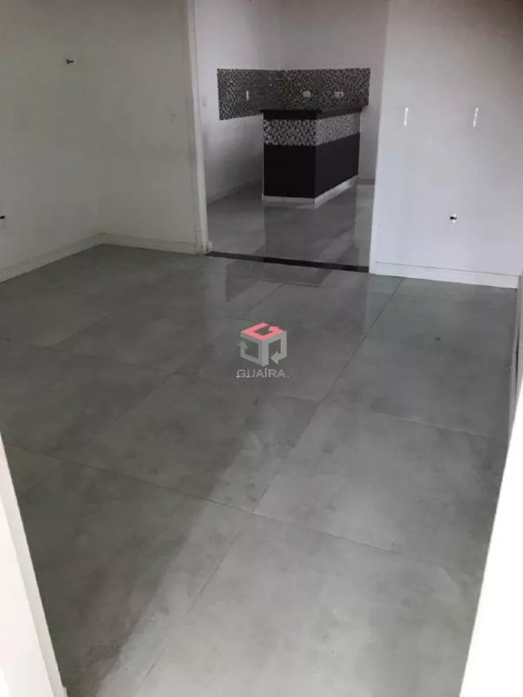 Sobrado à venda com 1 quarto, 208m² - Foto 2