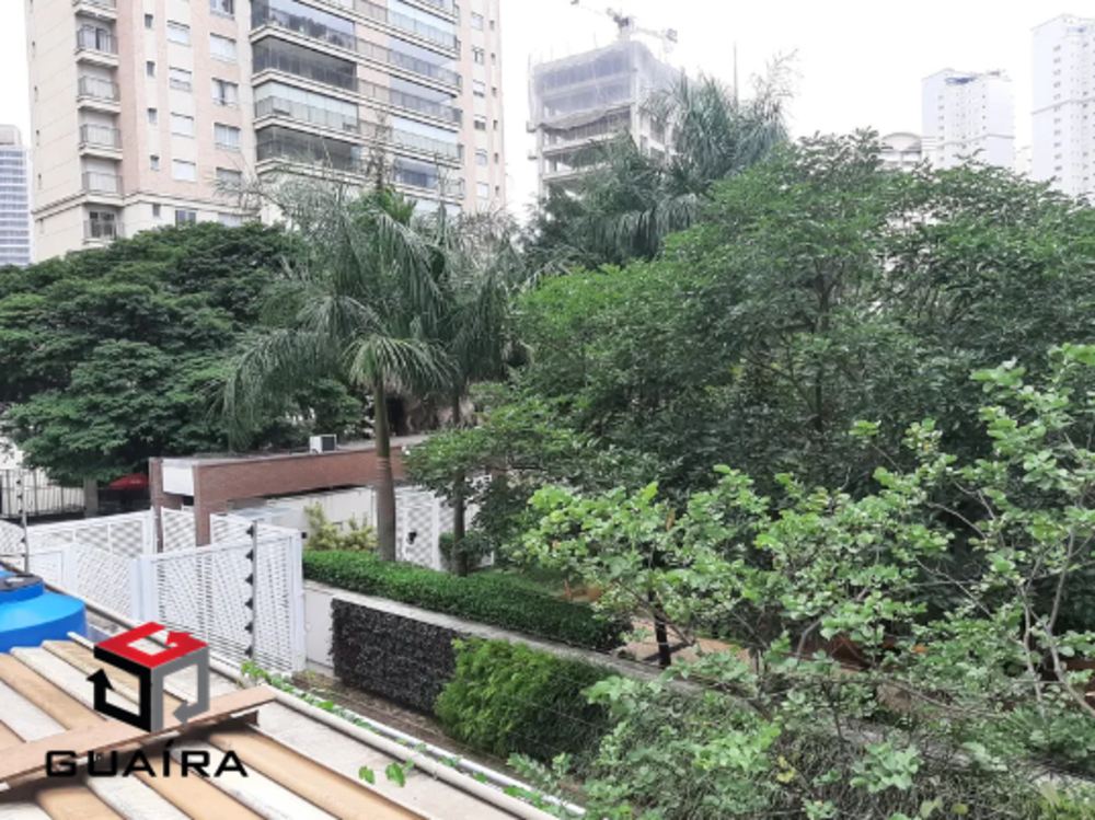 Sobrado à venda com 6 quartos, 290m² - Foto 2