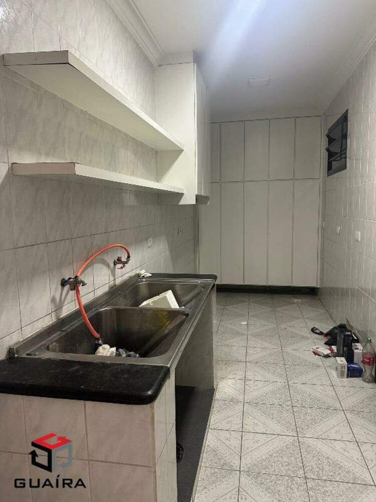 Sobrado à venda com 3 quartos, 410m² - Foto 13