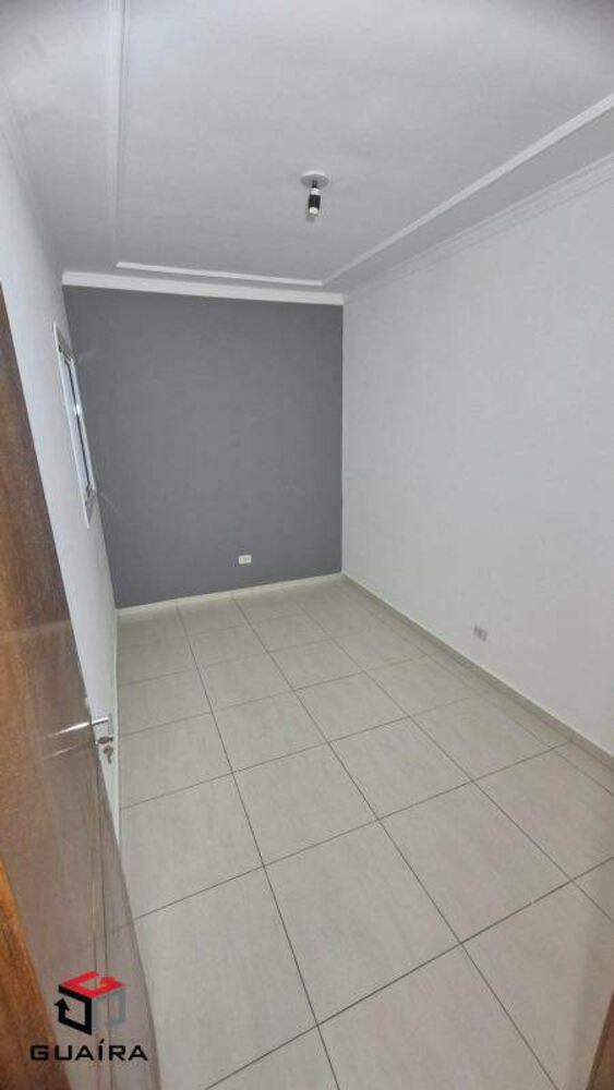 Apartamento à venda com 2 quartos, 70m² - Foto 2